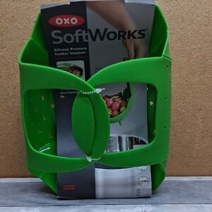 OXO SoftWorks Green Silicone Pressure Cooker Steamer Insert  NWT